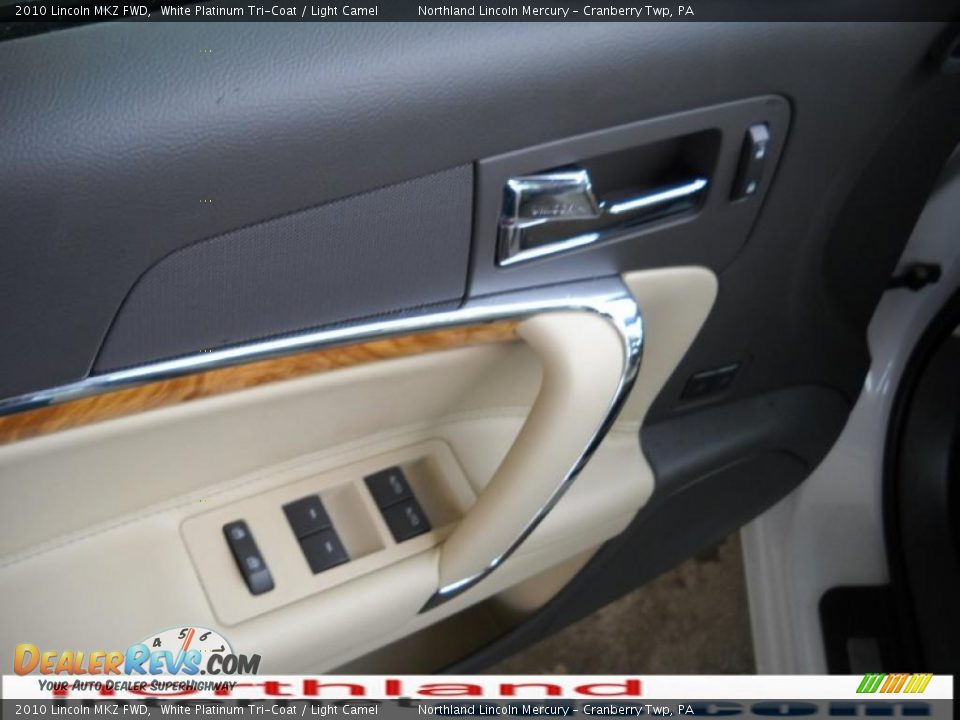 2010 Lincoln MKZ FWD White Platinum Tri-Coat / Light Camel Photo #15