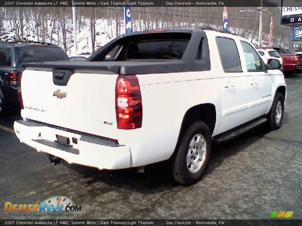 2007 Chevrolet Avalanche LT 4WD Summit White / Dark Titanium/Light Titanium Photo #4