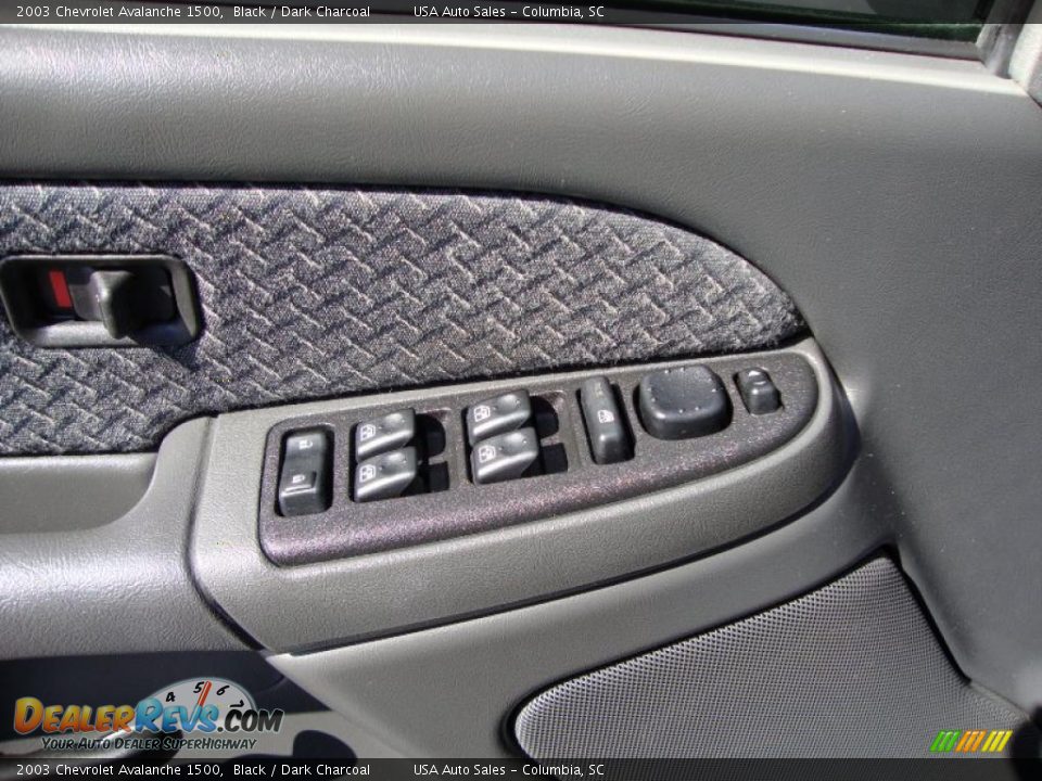 2003 Chevrolet Avalanche 1500 Black / Dark Charcoal Photo #16