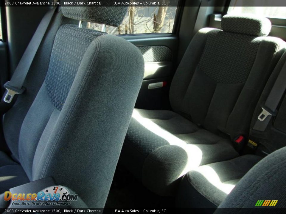 2003 Chevrolet Avalanche 1500 Black / Dark Charcoal Photo #32