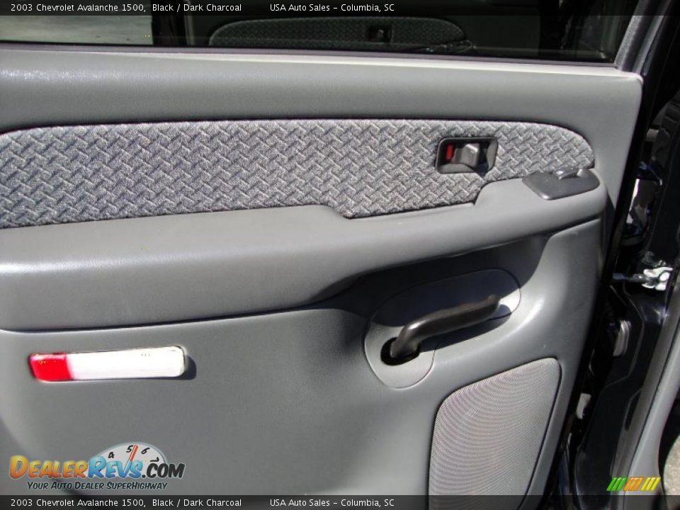 2003 Chevrolet Avalanche 1500 Black / Dark Charcoal Photo #34