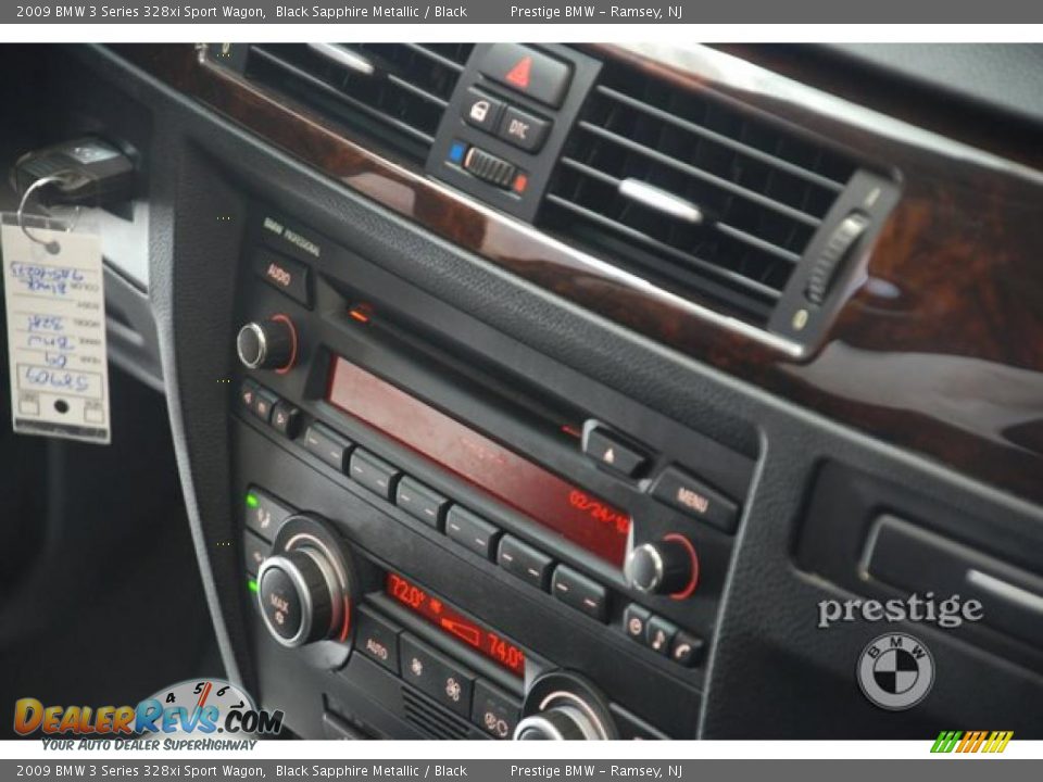 2009 BMW 3 Series 328xi Sport Wagon Black Sapphire Metallic / Black Photo #16