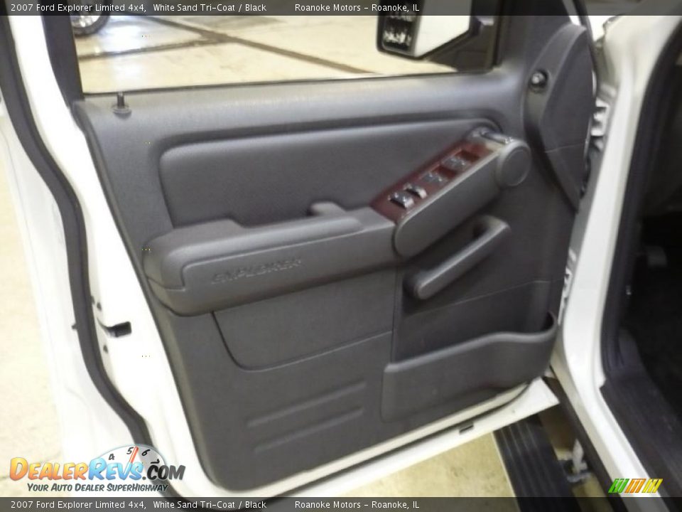 2007 Ford Explorer Limited 4x4 White Sand Tri-Coat / Black Photo #5