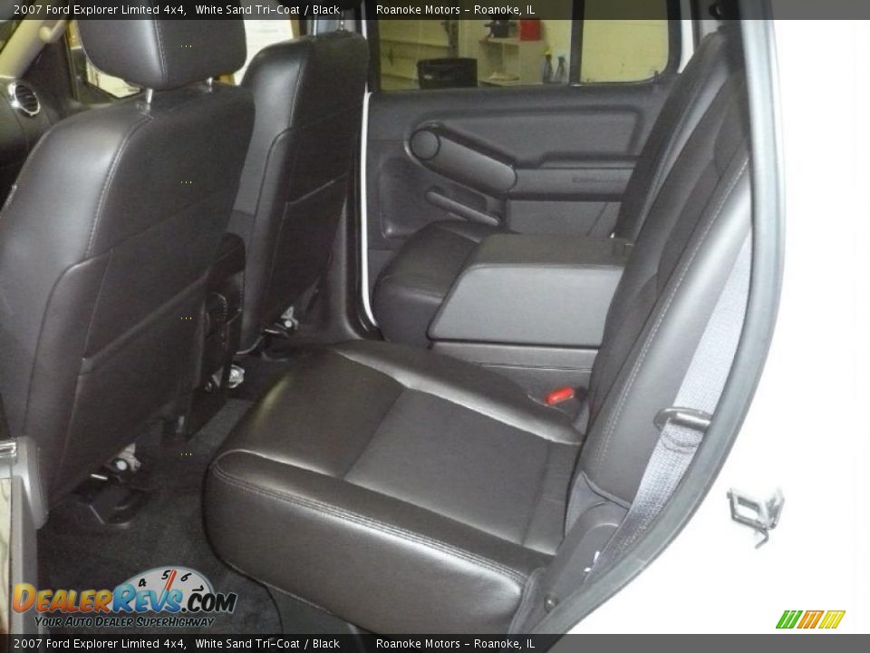 2007 Ford Explorer Limited 4x4 White Sand Tri-Coat / Black Photo #7