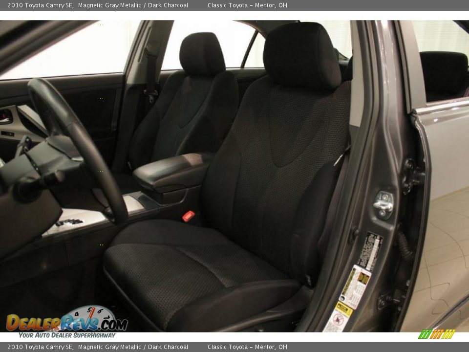 2010 Toyota Camry SE Magnetic Gray Metallic / Dark Charcoal Photo #11