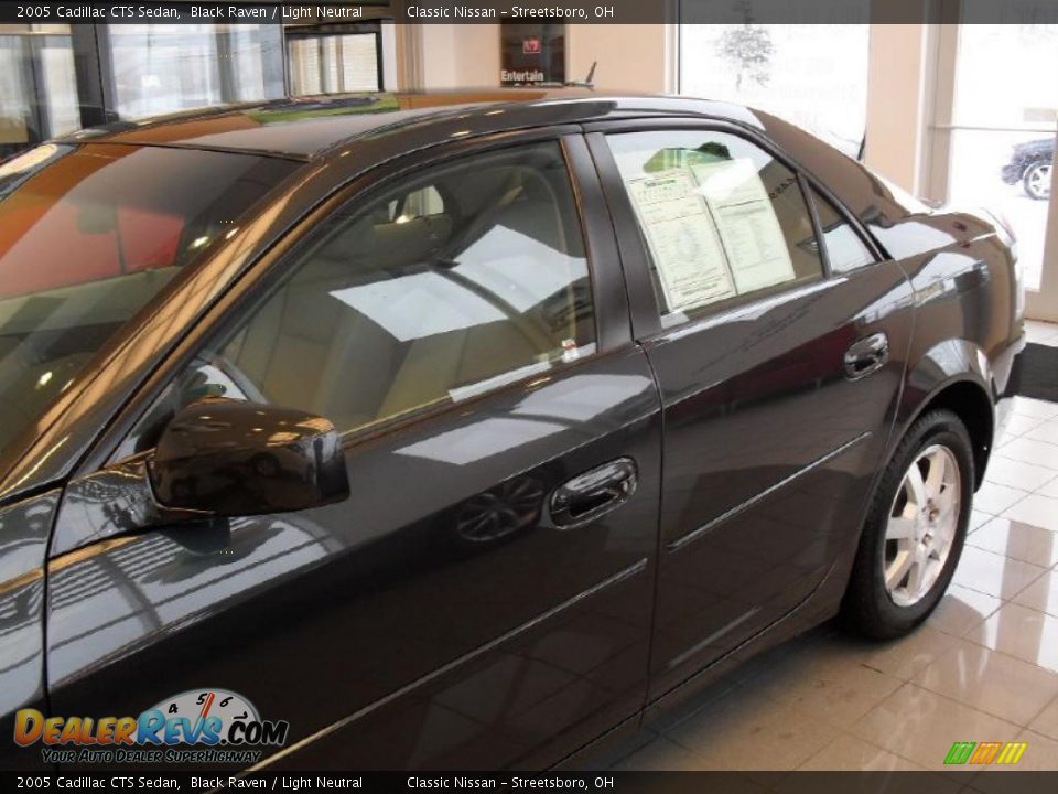 2005 Cadillac CTS Sedan Black Raven / Light Neutral Photo #8