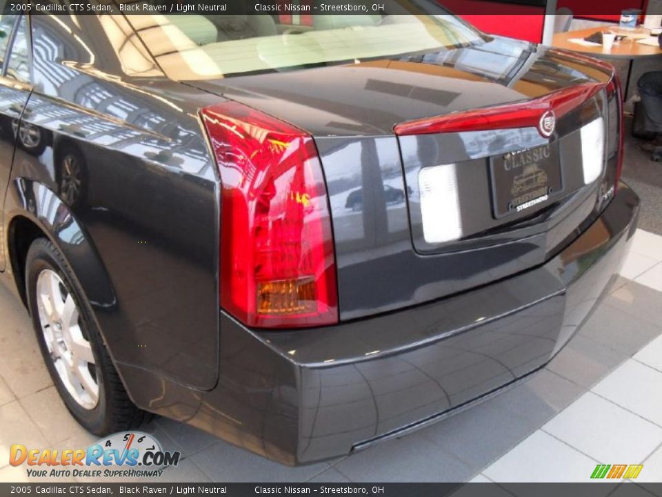 2005 Cadillac CTS Sedan Black Raven / Light Neutral Photo #9