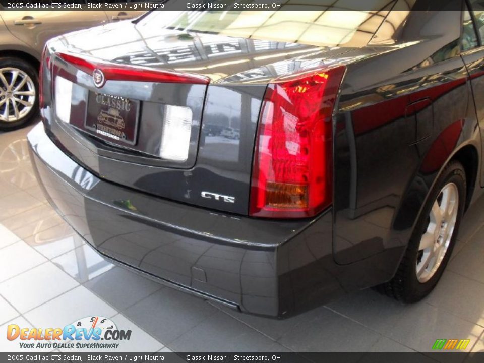 2005 Cadillac CTS Sedan Black Raven / Light Neutral Photo #10