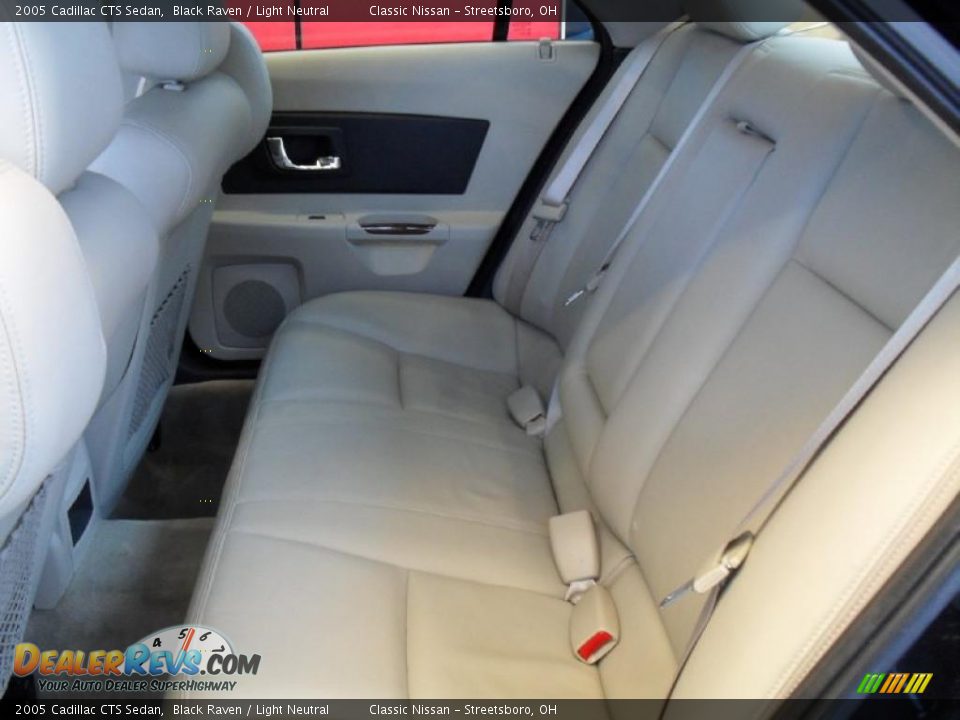 2005 Cadillac CTS Sedan Black Raven / Light Neutral Photo #18