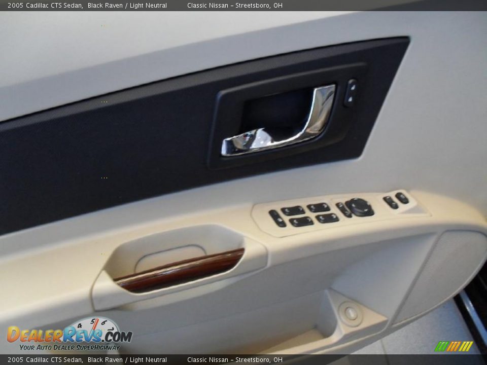 2005 Cadillac CTS Sedan Black Raven / Light Neutral Photo #21