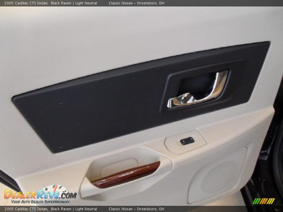 2005 Cadillac CTS Sedan Black Raven / Light Neutral Photo #22