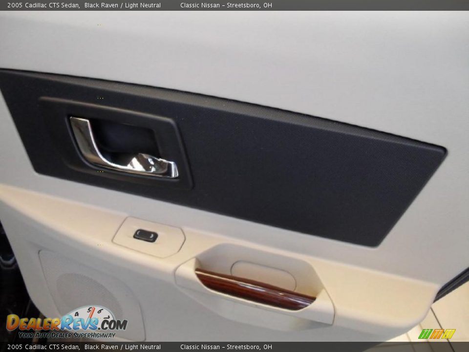 2005 Cadillac CTS Sedan Black Raven / Light Neutral Photo #23