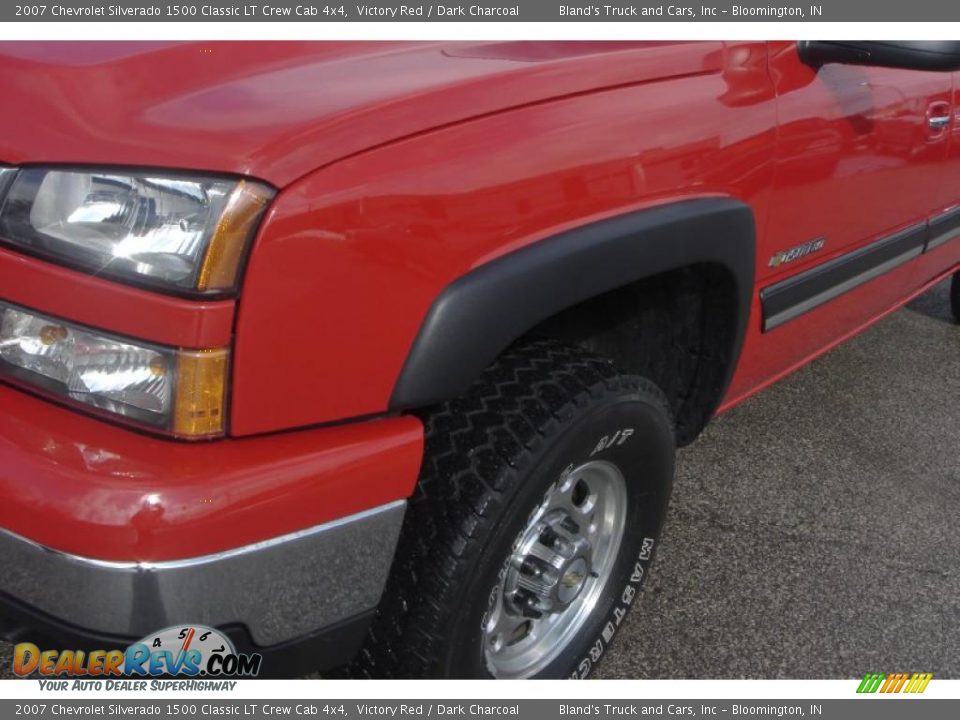 2007 Chevrolet Silverado 1500 Classic LT Crew Cab 4x4 Victory Red / Dark Charcoal Photo #5
