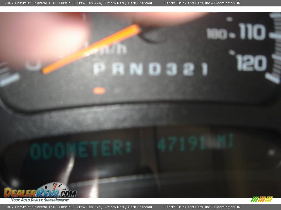 2007 Chevrolet Silverado 1500 Classic LT Crew Cab 4x4 Victory Red / Dark Charcoal Photo #24