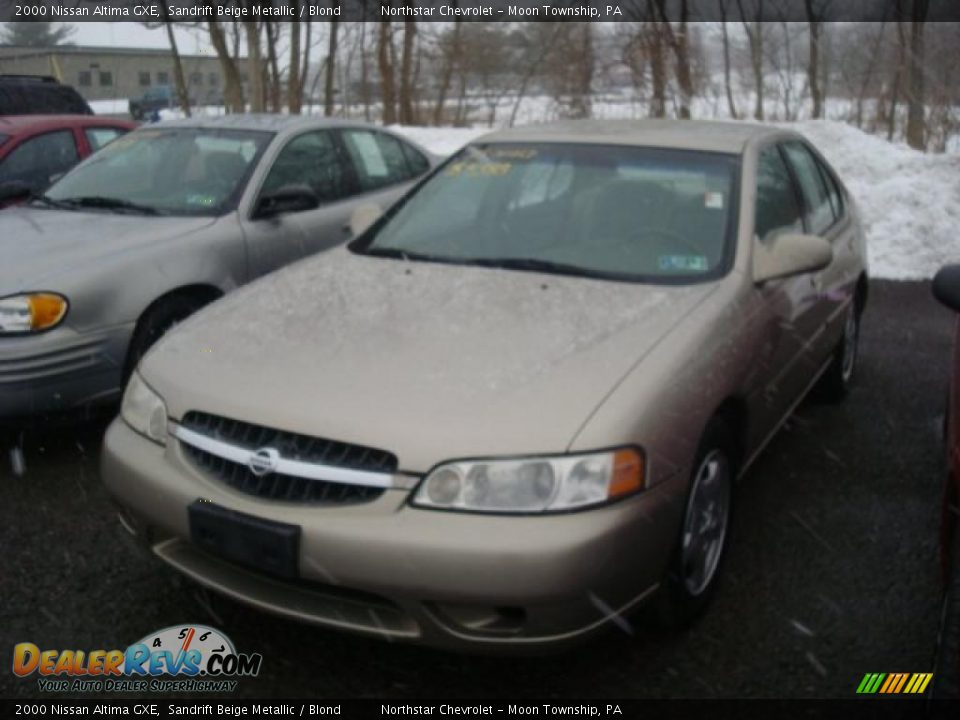 2000 Nissan Altima GXE Sandrift Beige Metallic / Blond Photo #5