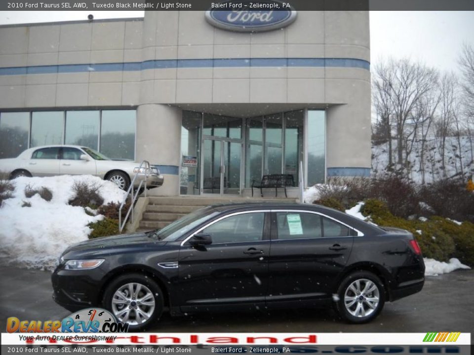 2010 Ford Taurus SEL AWD Tuxedo Black Metallic / Light Stone Photo #1