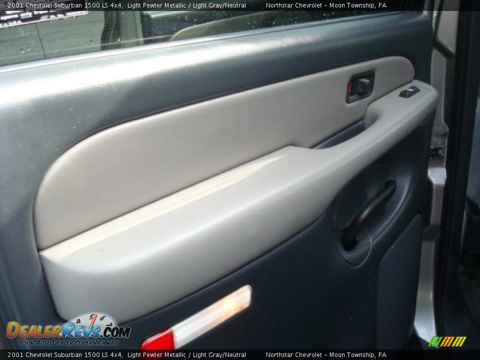 2001 Chevrolet Suburban 1500 LS 4x4 Light Pewter Metallic / Light Gray/Neutral Photo #9