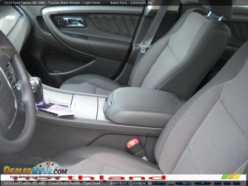 2010 Ford Taurus SEL AWD Tuxedo Black Metallic / Light Stone Photo #11