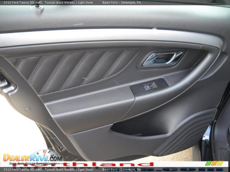 2010 Ford Taurus SEL AWD Tuxedo Black Metallic / Light Stone Photo #13