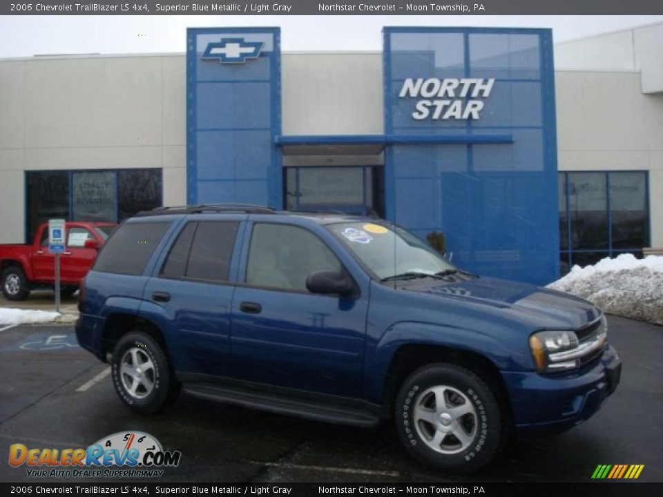 2006 Chevrolet TrailBlazer LS 4x4 Superior Blue Metallic / Light Gray Photo #1