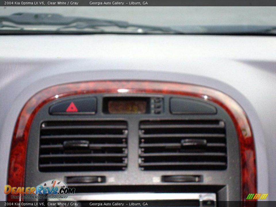 2004 Kia Optima LX V6 Clear White / Gray Photo #23