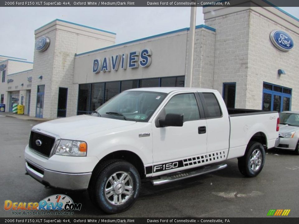 2006 Ford F150 XLT SuperCab 4x4 Oxford White / Medium/Dark Flint Photo #1