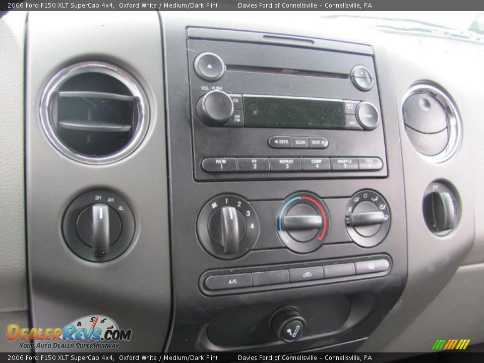 2006 Ford F150 XLT SuperCab 4x4 Oxford White / Medium/Dark Flint Photo #10