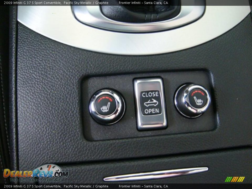 Controls of 2009 Infiniti G 37 S Sport Convertible Photo #34