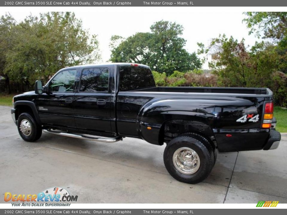 2002 GMC Sierra 3500 SLE Crew Cab 4x4 Dually Onyx Black / Graphite Photo #3