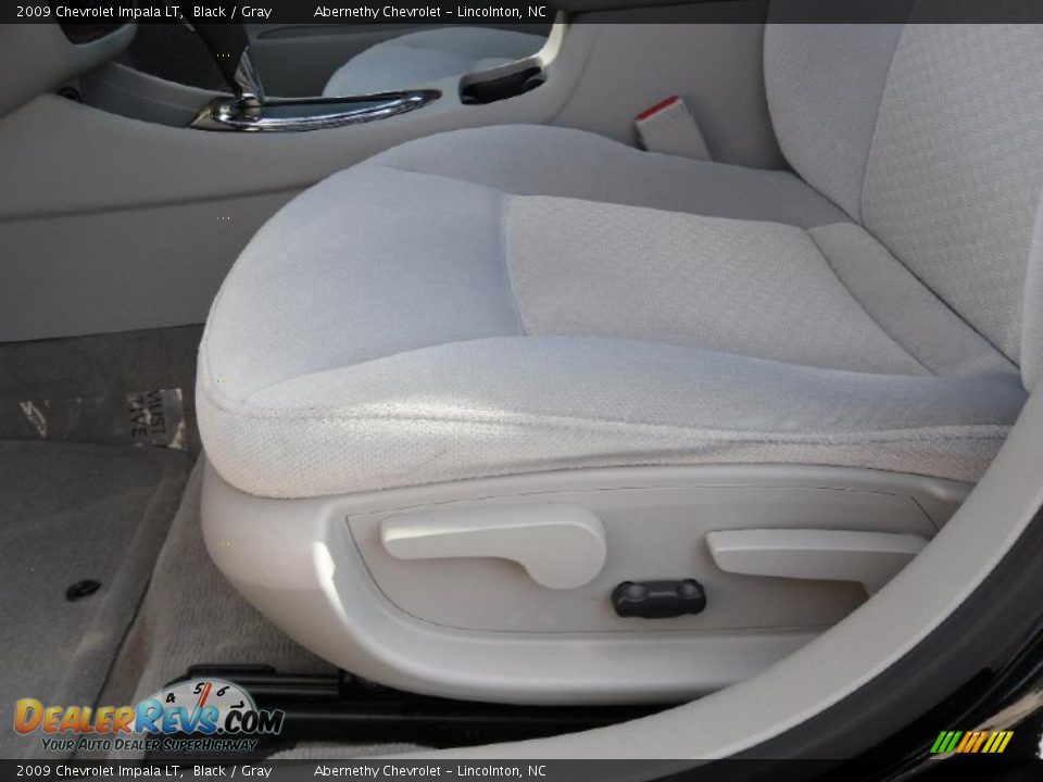 2009 Chevrolet Impala LT Black / Gray Photo #9