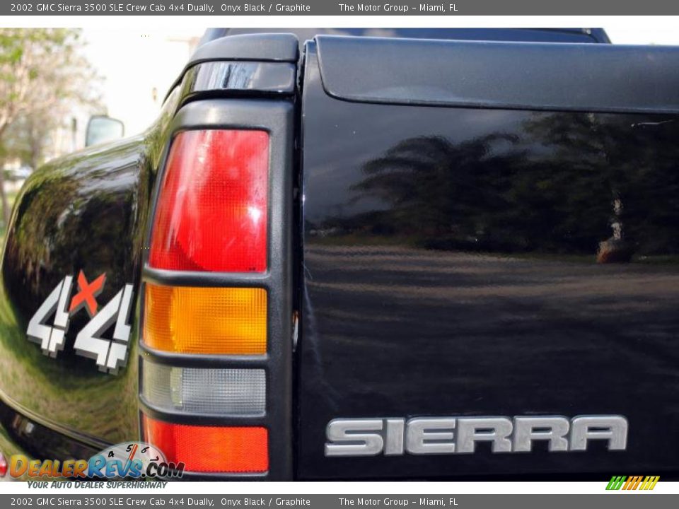 2002 GMC Sierra 3500 SLE Crew Cab 4x4 Dually Onyx Black / Graphite Photo #19