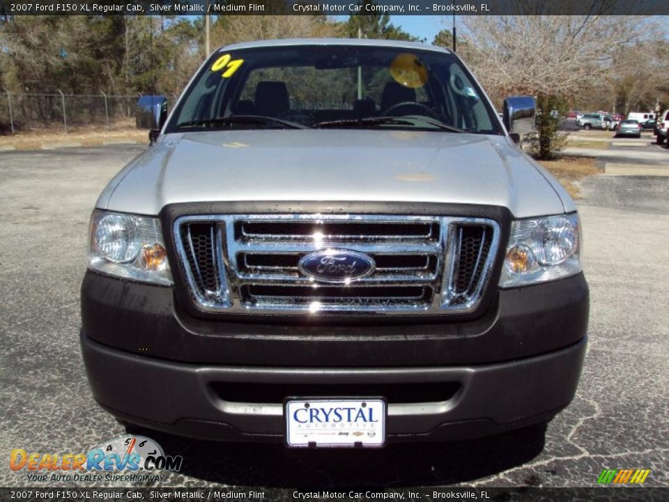 2007 Ford F150 XL Regular Cab Silver Metallic / Medium Flint Photo #12
