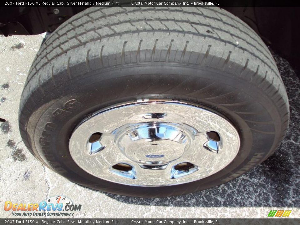 2007 Ford F150 XL Regular Cab Silver Metallic / Medium Flint Photo #13