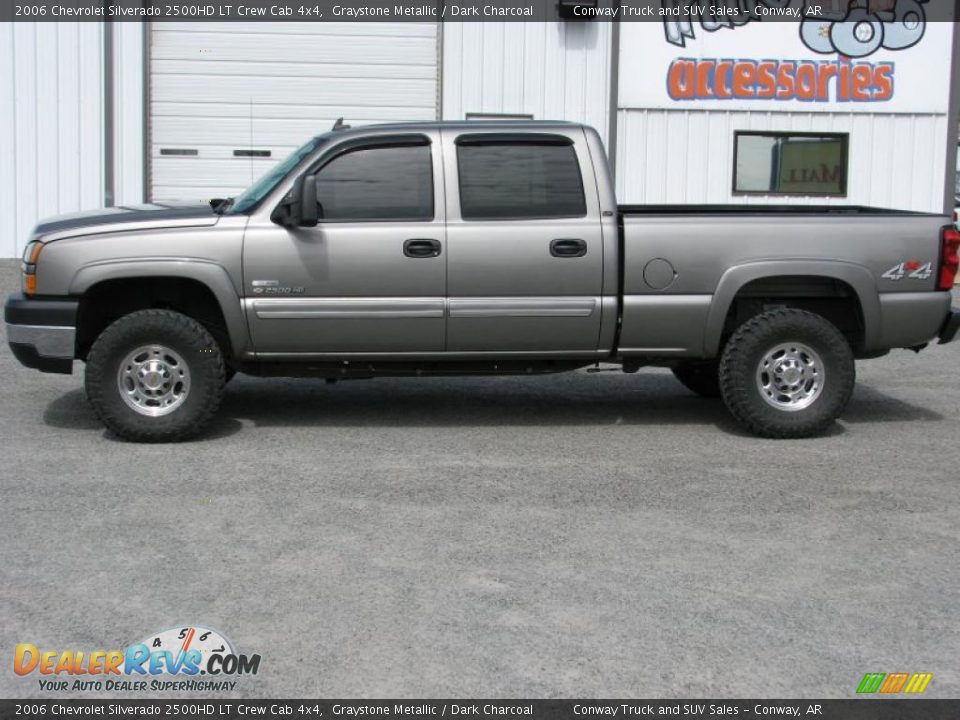 2006 Chevrolet Silverado 2500HD LT Crew Cab 4x4 Graystone Metallic / Dark Charcoal Photo #2