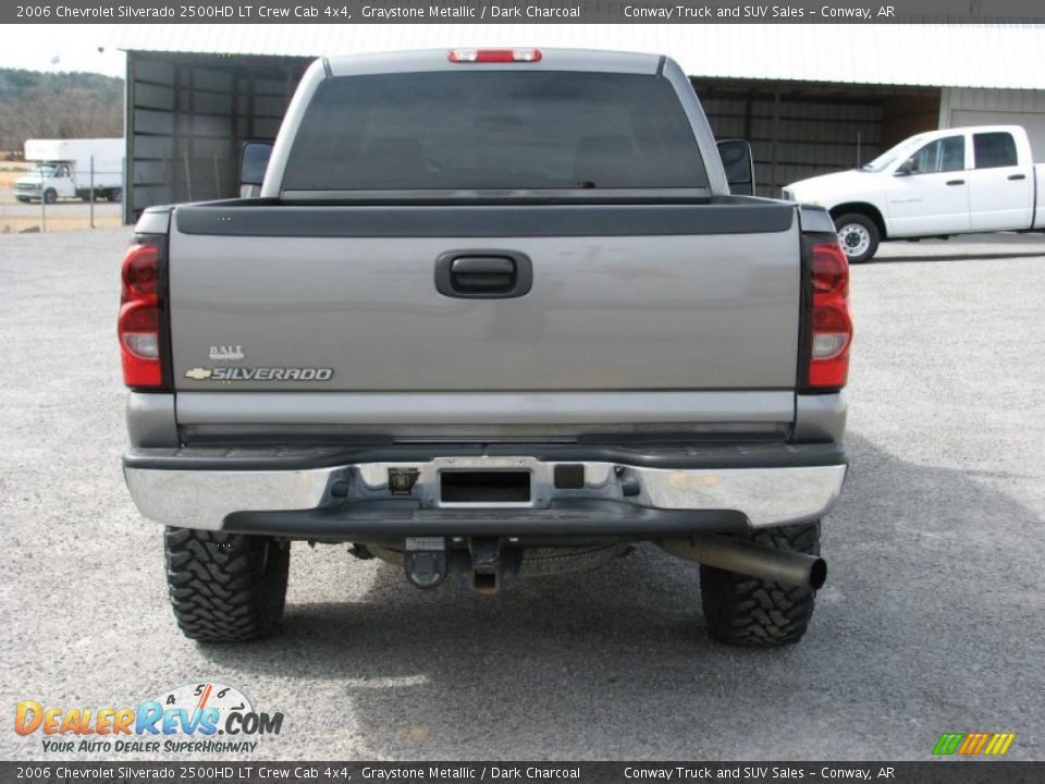 2006 Chevrolet Silverado 2500HD LT Crew Cab 4x4 Graystone Metallic / Dark Charcoal Photo #7