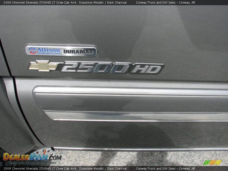 2006 Chevrolet Silverado 2500HD LT Crew Cab 4x4 Graystone Metallic / Dark Charcoal Photo #8