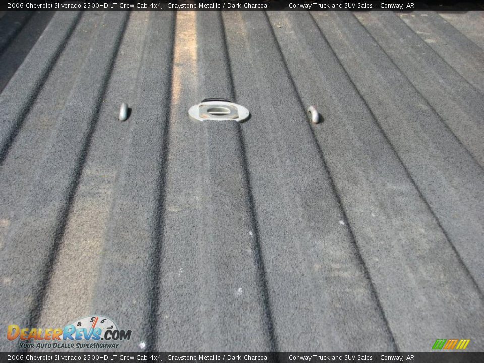 2006 Chevrolet Silverado 2500HD LT Crew Cab 4x4 Graystone Metallic / Dark Charcoal Photo #9