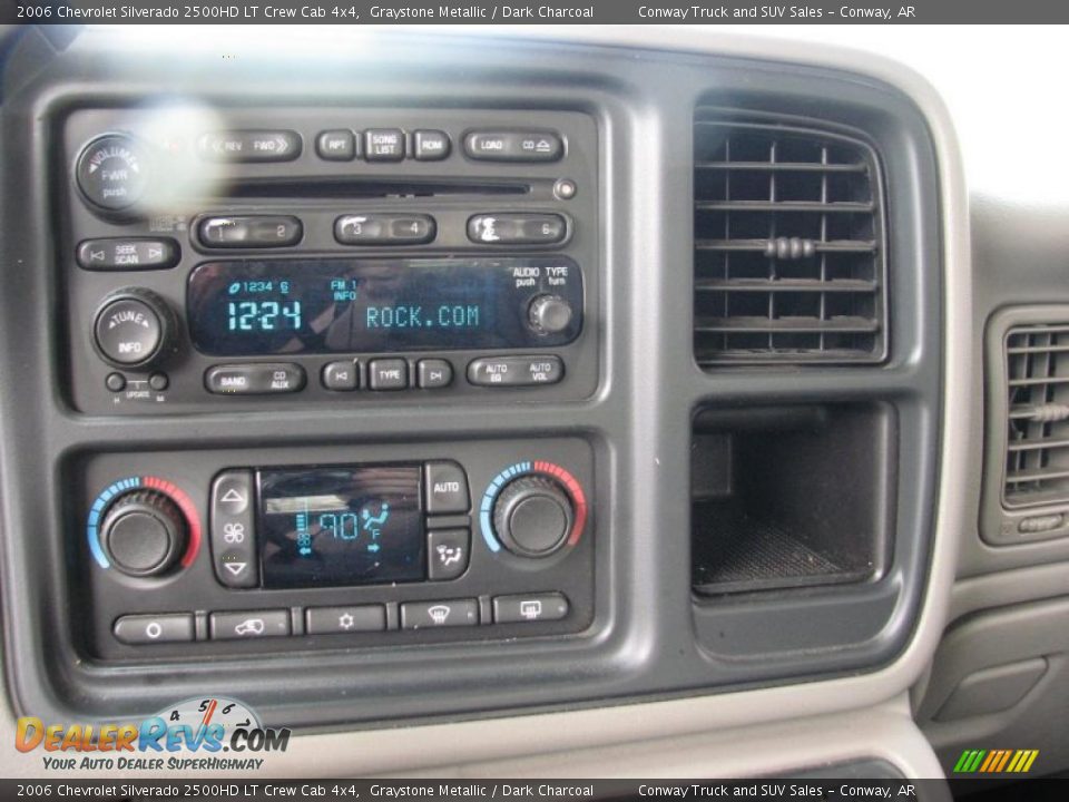 2006 Chevrolet Silverado 2500HD LT Crew Cab 4x4 Graystone Metallic / Dark Charcoal Photo #11