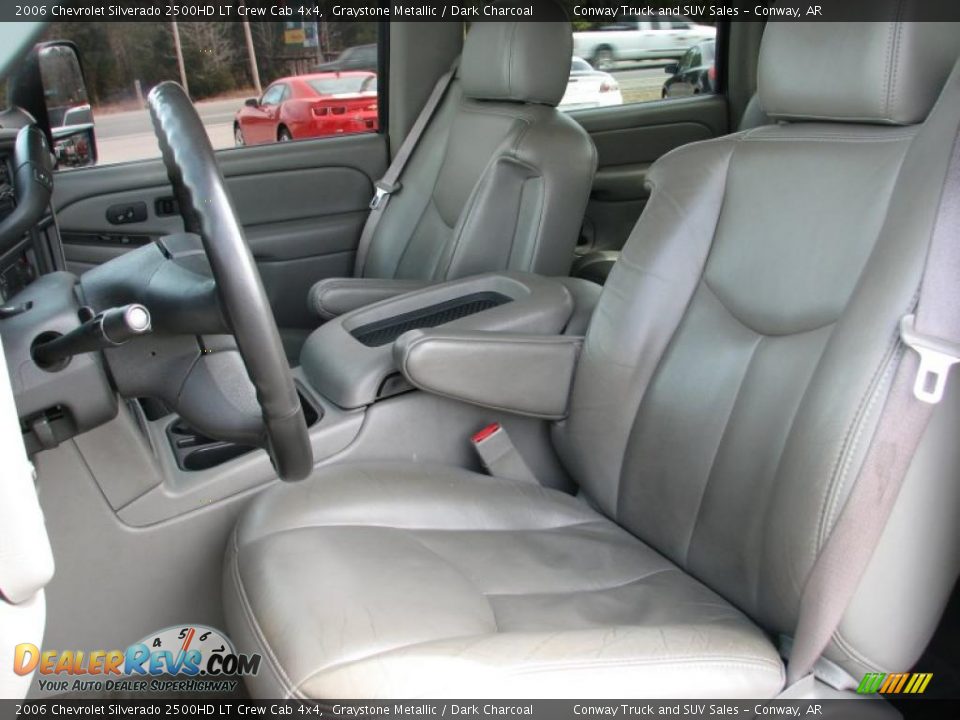 2006 Chevrolet Silverado 2500HD LT Crew Cab 4x4 Graystone Metallic / Dark Charcoal Photo #13