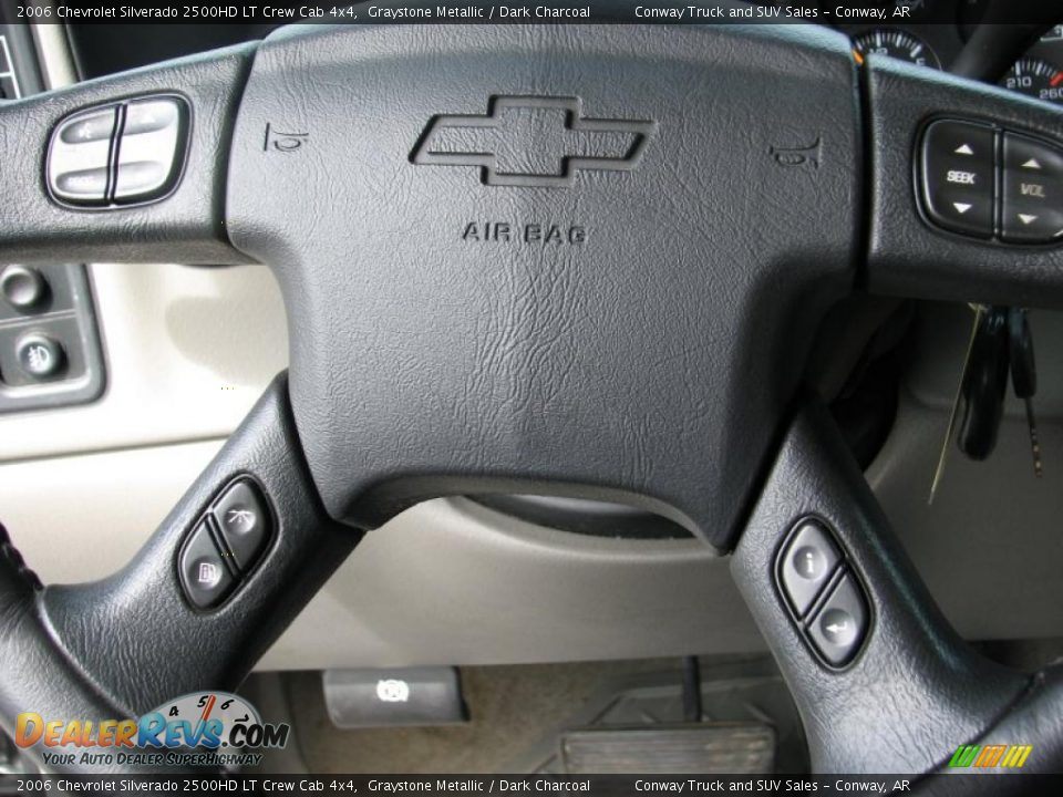2006 Chevrolet Silverado 2500HD LT Crew Cab 4x4 Graystone Metallic / Dark Charcoal Photo #15
