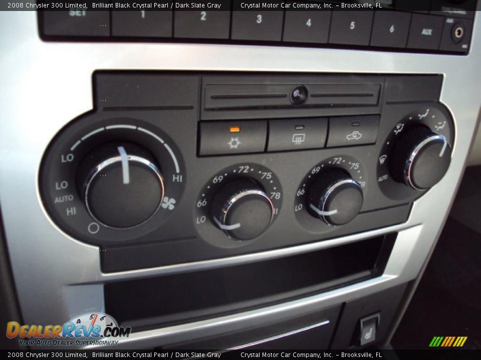 2008 Chrysler 300 Limited Brilliant Black Crystal Pearl / Dark Slate Gray Photo #20