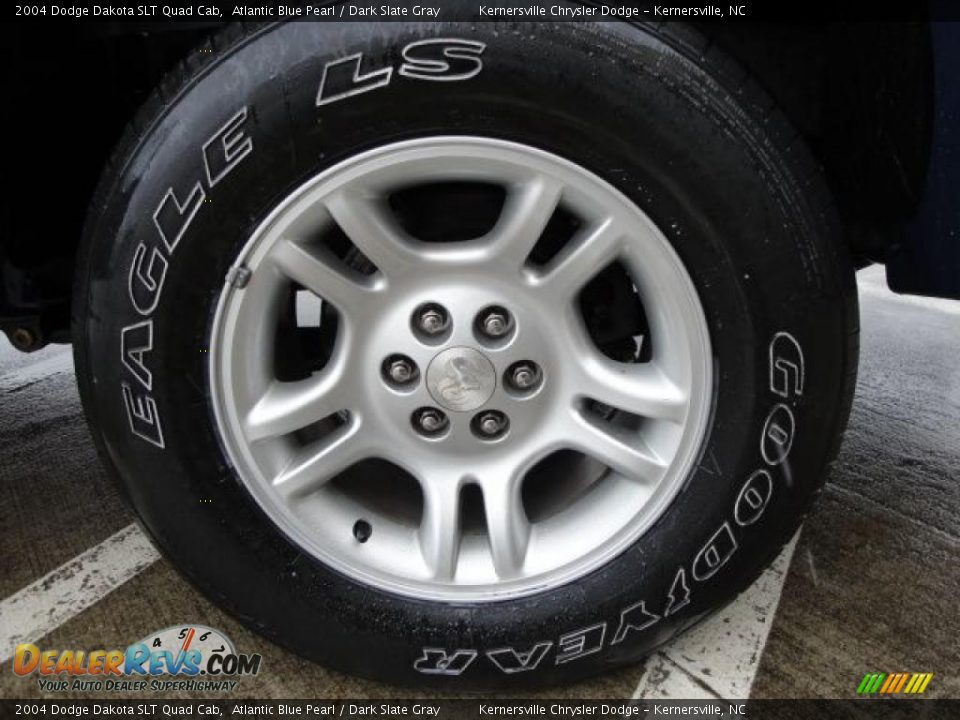 2004 Dodge Dakota SLT Quad Cab Atlantic Blue Pearl / Dark Slate Gray Photo #20