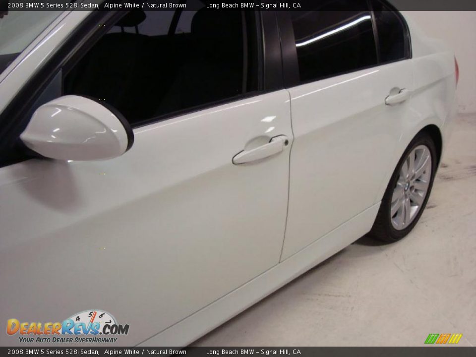2008 BMW 5 Series 528i Sedan Alpine White / Natural Brown Photo #12