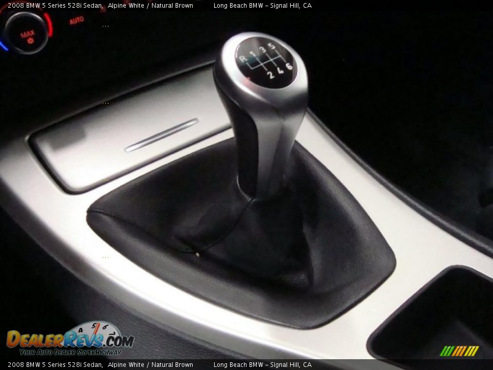 2008 BMW 5 Series 528i Sedan Alpine White / Natural Brown Photo #33