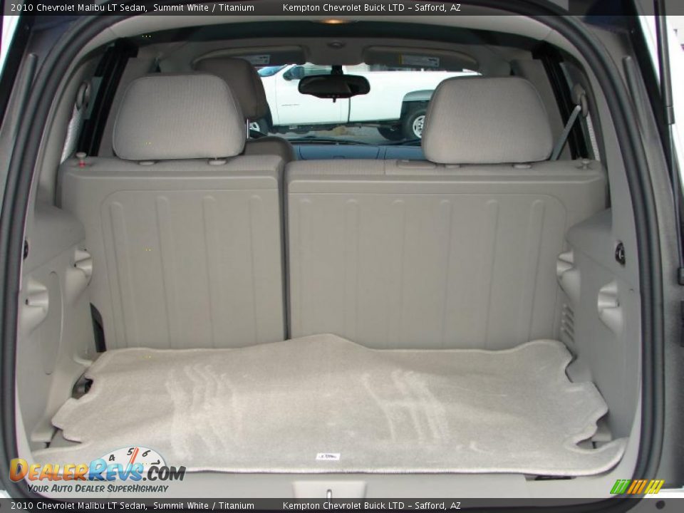 2010 Chevrolet Malibu LT Sedan Summit White / Titanium Photo #9