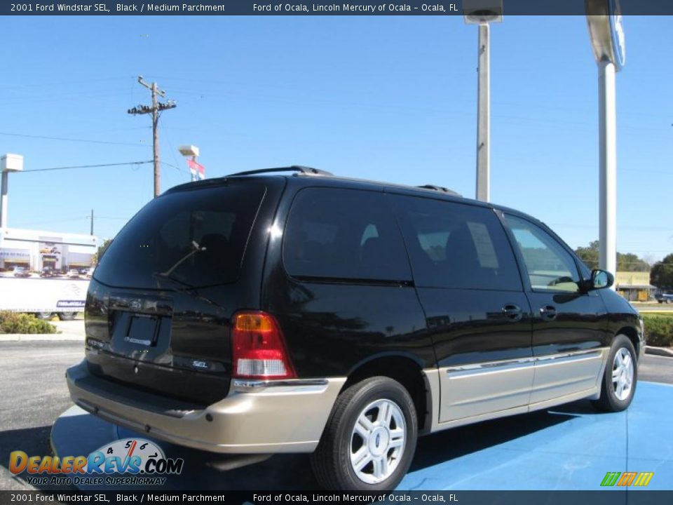 2001 Ford Windstar SEL Black / Medium Parchment Photo #5