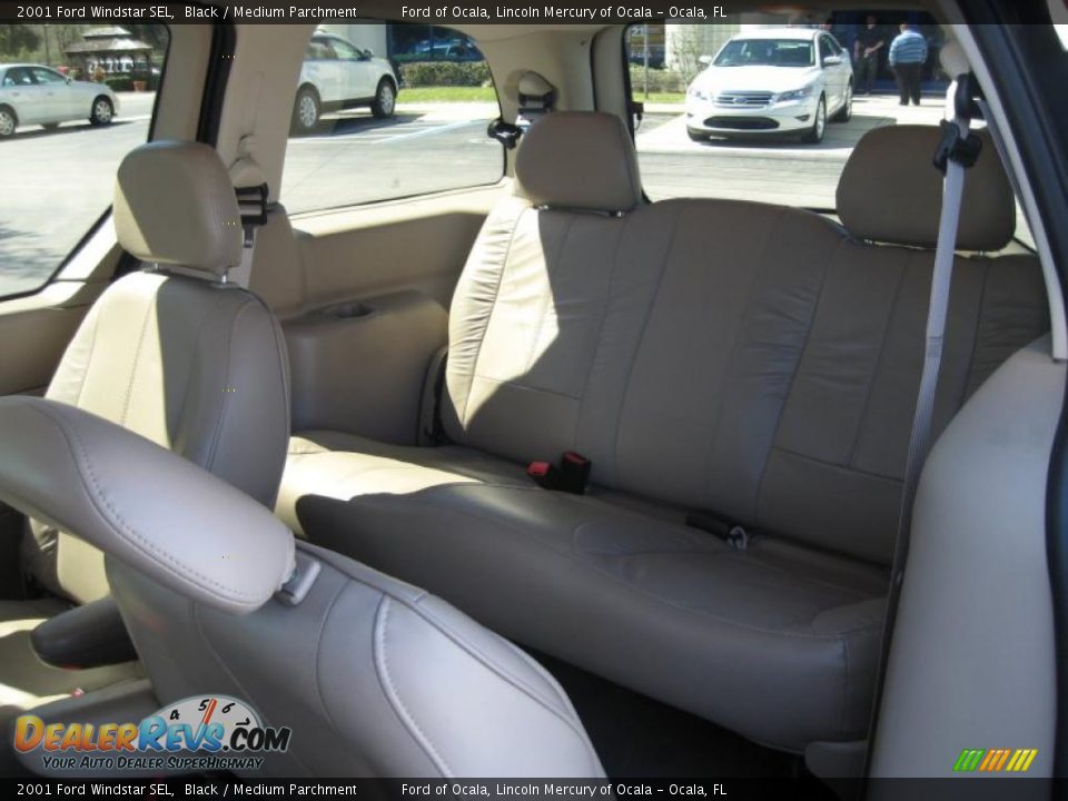 2001 Ford Windstar SEL Black / Medium Parchment Photo #12