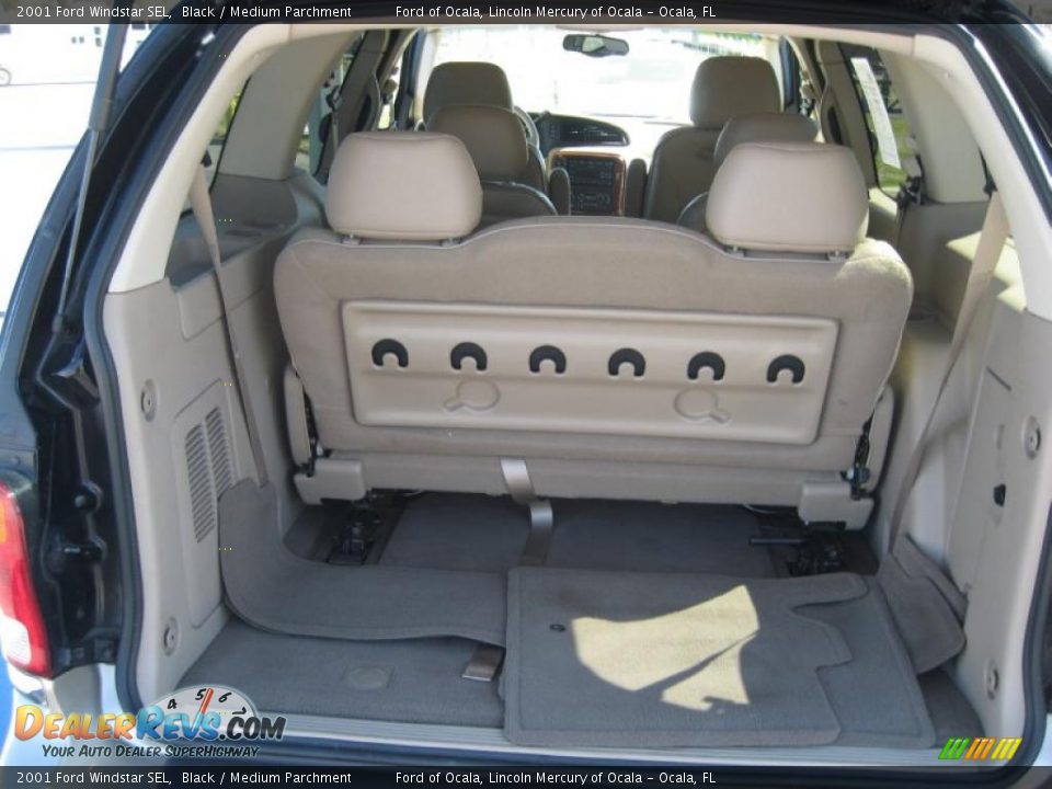 2001 Ford Windstar SEL Black / Medium Parchment Photo #13