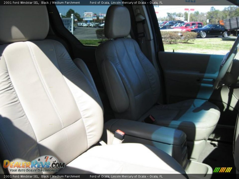 2001 Ford Windstar SEL Black / Medium Parchment Photo #19