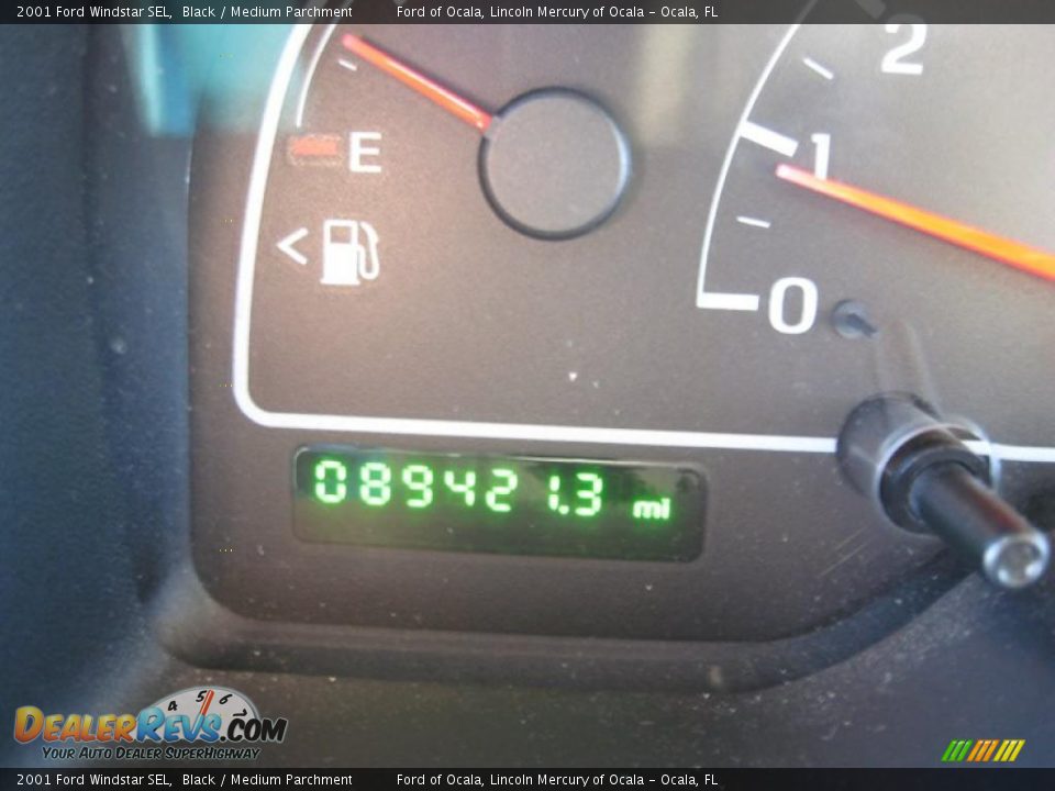 2001 Ford Windstar SEL Black / Medium Parchment Photo #24